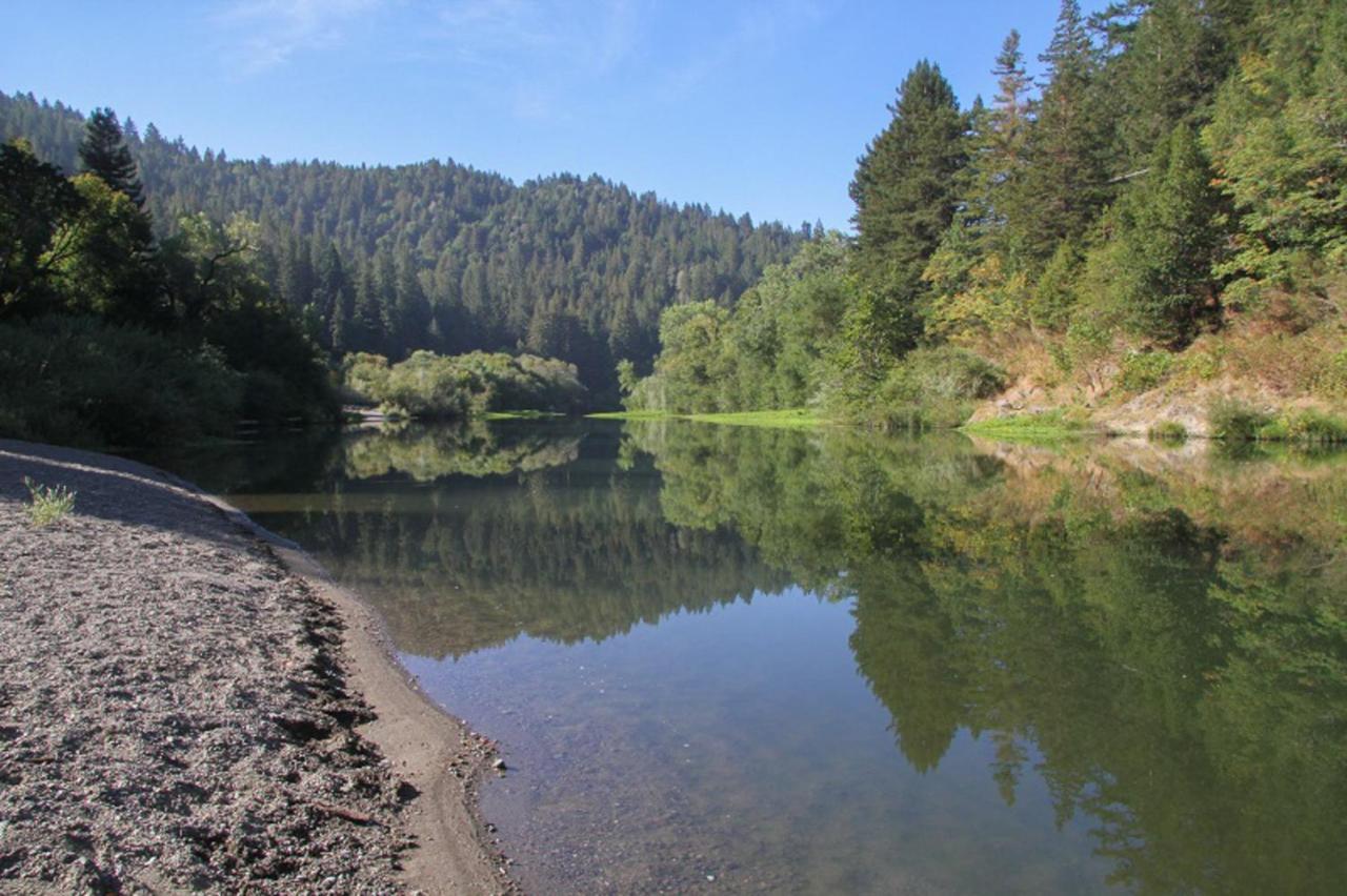 Antler River Lodge Guerneville Esterno foto